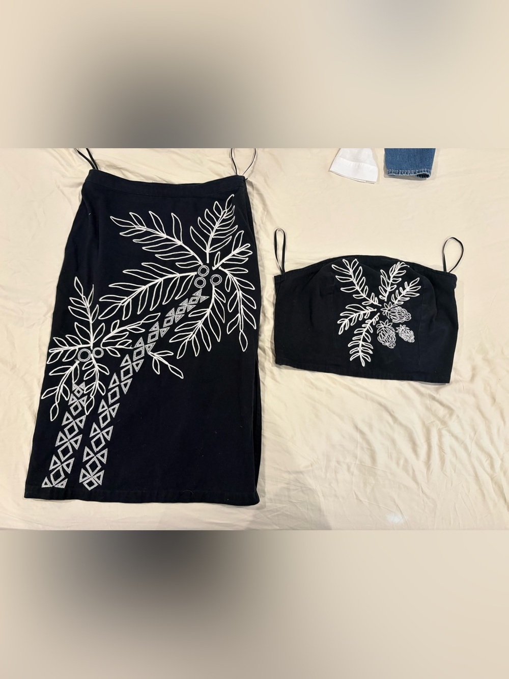 Anthropologie Women's Embroidered Midi Skirt WITH THE TOP BLACK Size Us 14